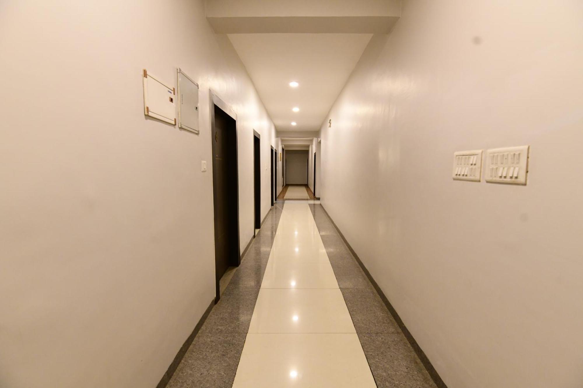 Hotel Jataka Inn Бодх-Гая Екстер'єр фото