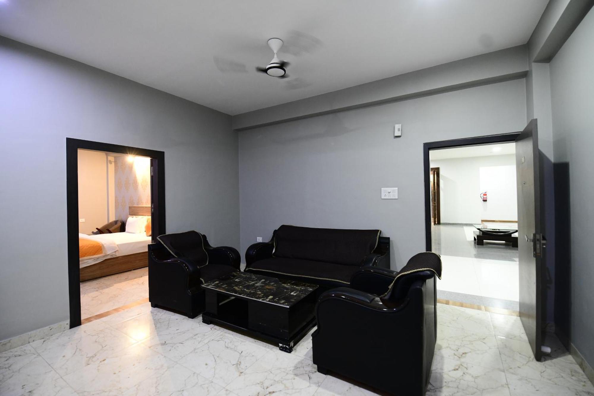 Hotel Jataka Inn Бодх-Гая Екстер'єр фото